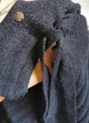 Теплий светр водолазка з коміром хомут і розрізами з боків від halle berry5 фото