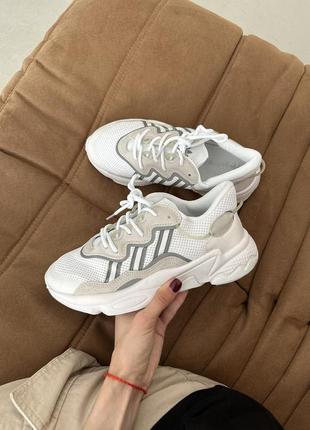 Ozweego white reflective 43