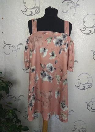 Красивая женская блузка с открытыми плечами by very