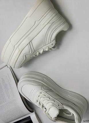 Кеды на высокой подошве