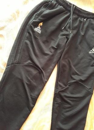 Фирменные спортивные штаны  adidas2 фото