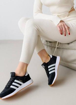 Женские кроссовки adidas originals iniki w black white