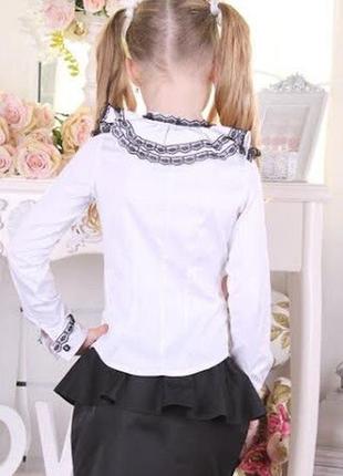 Шкільна блуза для дівчинки з гарним коміром2 фото