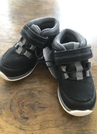 Кроссовки для мальчика
