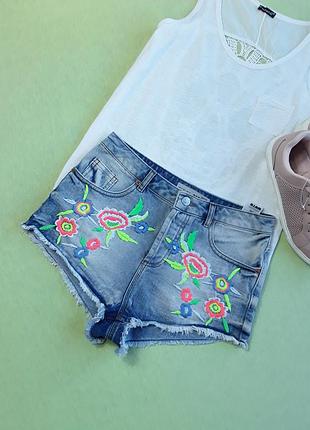 Крутые шорты от topshop  высокая посадка