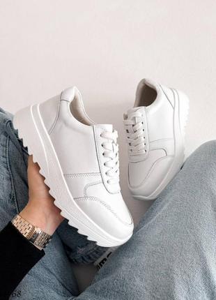 Кроссовки кожаные