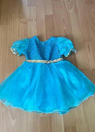 Платье нарядное для девочки. на 1 год.