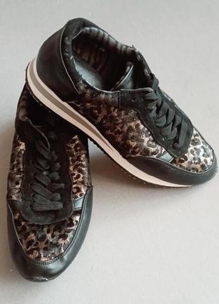 Леопардові кросівки moow