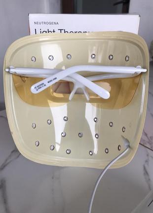 Светотерапия маска от прыщей - light therapy acne mask neutrogena4 фото