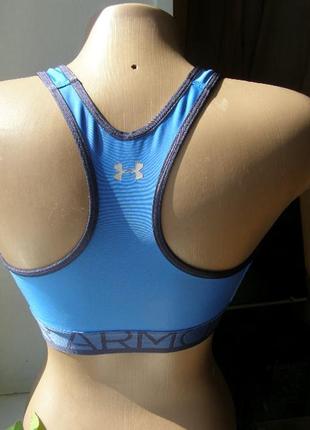 Under armour стильний спортивний топ бюстгальтер для тренувань m розмір2 фото