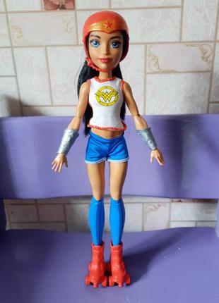 Dc superhero girls roller wonder women mattel 2016 барби на роликах суперженщина3 фото