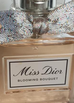 Christian dior blooming bouquet edt 1 ml оригінал.8 фото