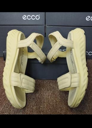 Босоніжки ecco sp.1 lite sandal k4 фото