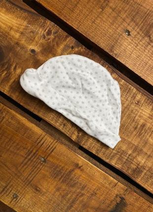 Дитяча бавовняна шапочка у зірочку george (джордж one size ідеал оригінал сіро-біла)1 фото