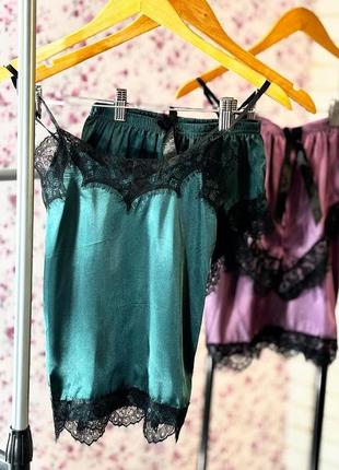 Атласная пижама с кружевом распродаж