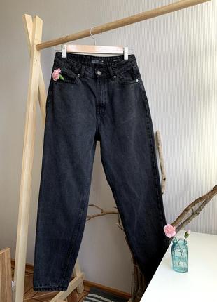 Плотные джинсы от house1 фото