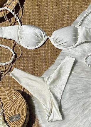 Купальник белый с чашкой на завязках с высокими завышенными плавками танго бразилиана3 фото