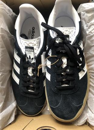 Adidas original gazelle bold