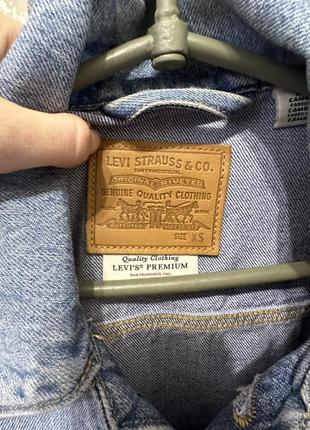 Продам джинсовый пиджак levi’s2 фото