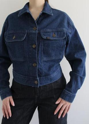 Дуже красива вкорочена джинсова куртка lee ідеальний фасон2 фото