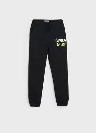 Утепленные спортивные штаны джоггеры nasa на мальчика