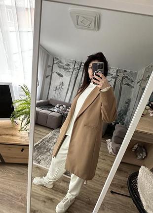 Пальто кэмэл тренч