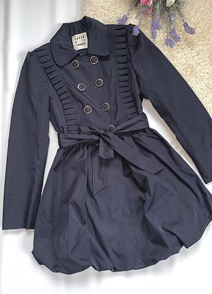 Елегантний романтичний плащ