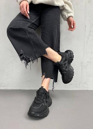Легкі чорні кросівки з натуральної шкіри та сітки4 фото