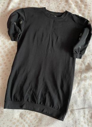 Черное платье