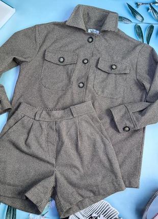 Шикарний теплий костюм з шортами для дівчинки 152 р7 фото