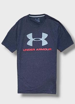 Футболка under armour