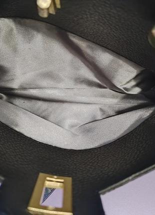 Жіноча сумка чорна на плече/через плече10 фото