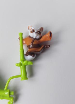 Фігурка kinder киндер сюрприз панда кунг-фу3 фото