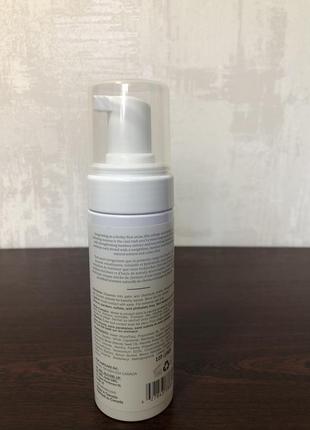 Пінка-мус для стайлінгу та догляду за кучерявим волоссям voir soft styling foam2 фото