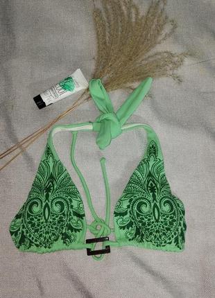 Верх от раздельного купальника (лиф-бикини) бренда victoria's secret.8