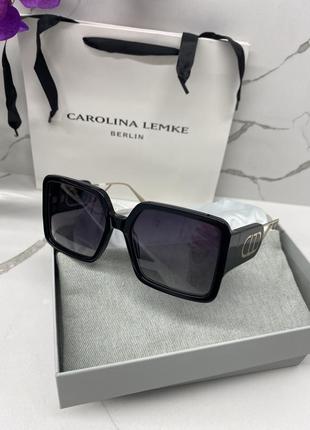 Carolina lemke окуляри3 фото