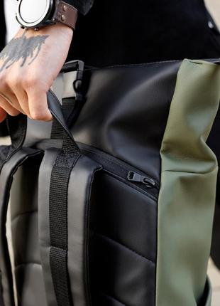 Городской рюкзак rolltop x хаки из эко кожи с отделение под ноутбук на 20-26 литров8 фото