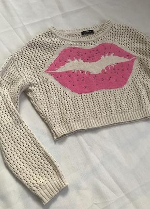 Кроп-топ с губками