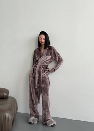 Велюровая пижама халат с поясом укороченный брюки свободный комплект синяя бежевая черная плюшевая для сна для дома2 фото