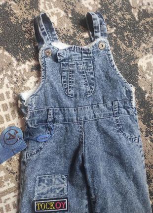 Новые, детские джинсы на подтяжках. с биркой1 фото