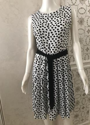 Гарне плаття/сукня/сарафан в сердечка leliss