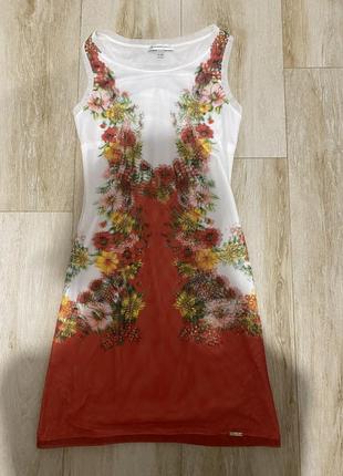 Платье короткое белое с цветами1 фото