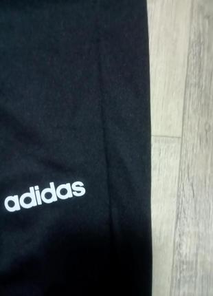 Фирменные оригинальные спортивные штаны бренда адидас оригинал2 фото