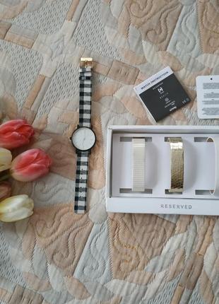 Часы женские со сменными ремешками