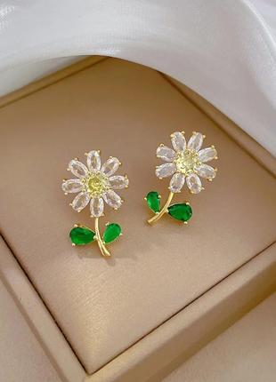 Сережки жіночі під золото liresmina jewelry сережки гвоздики пусети витончена квітка алістра1 фото