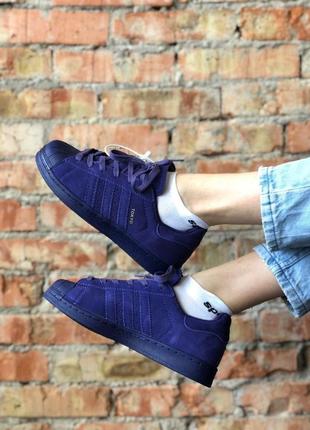 Крутейшие женские кроссовки adidas superstar tokyo фиолетовые5 фото