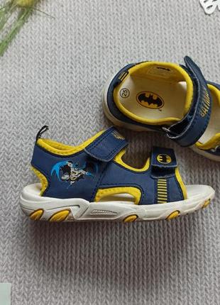 Детские сандалии 25-26 размер бэтмен босоножки для мальчика2 фото