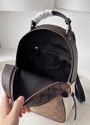 Останній рюкзак в стилі coach jordyn backpack 
beige/brown/white9 фото