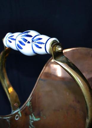 Подставка под зонтик.