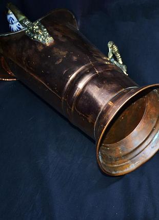 Подставка под зонтик.